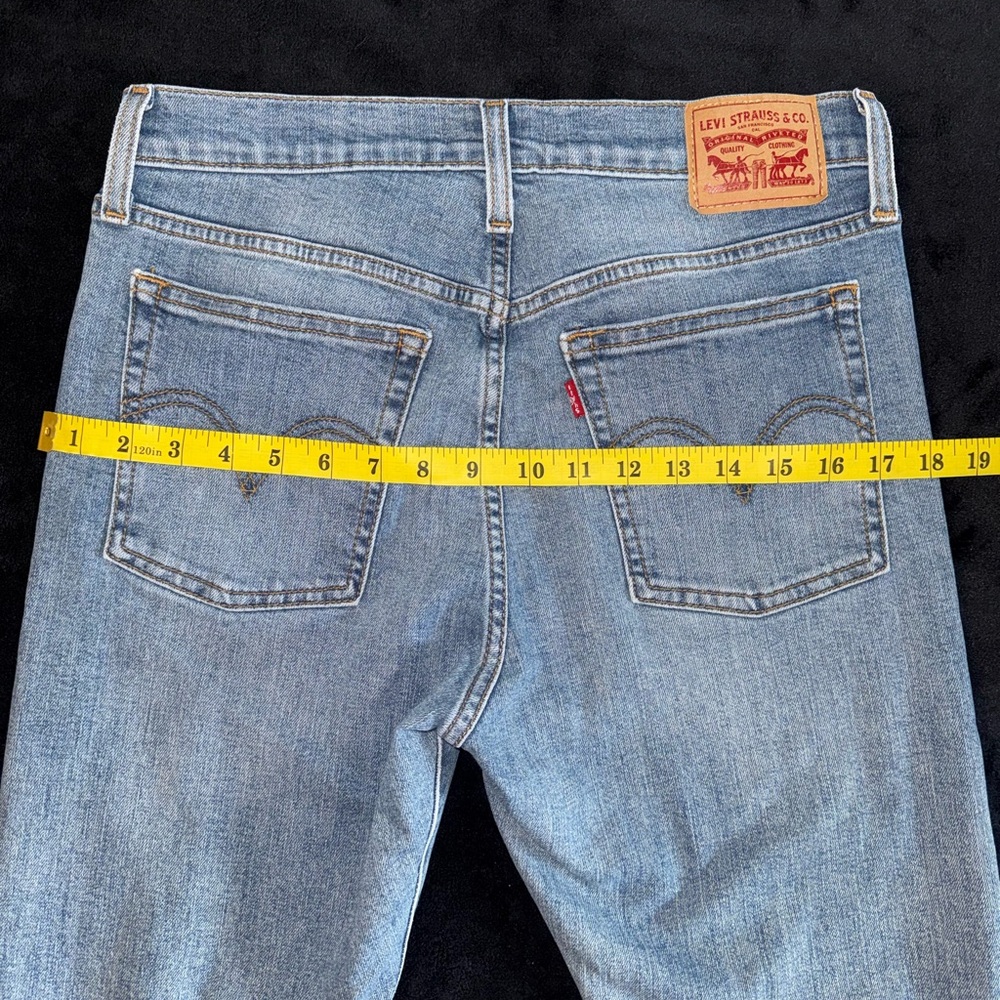 Levi's Wedgie Skinny - Picture 15 of 15